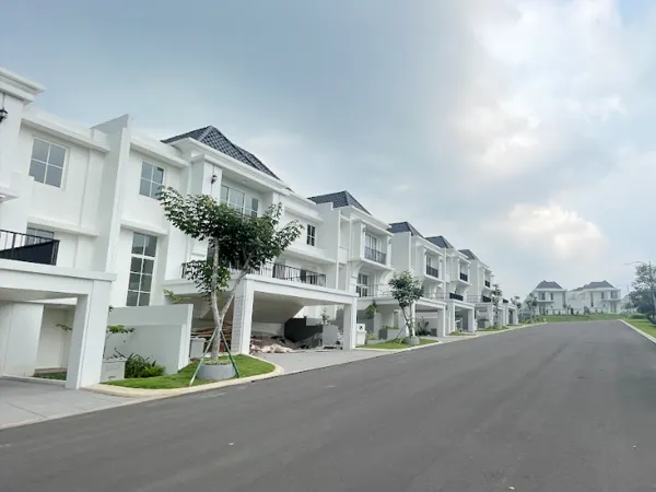 Aghatis Golf Residence - Premium Living