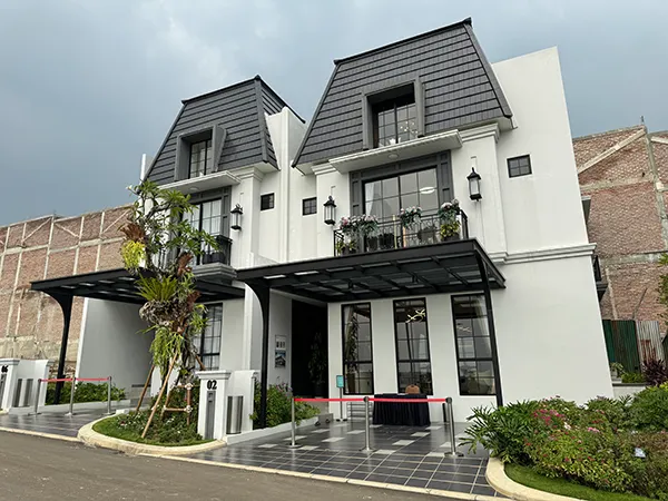 The Ebony Residence - Fasad Rumah Premium